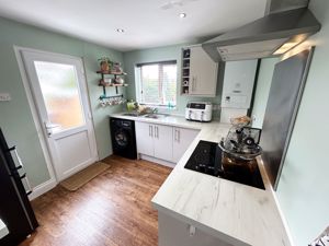 Photo 6- click for photo gallery